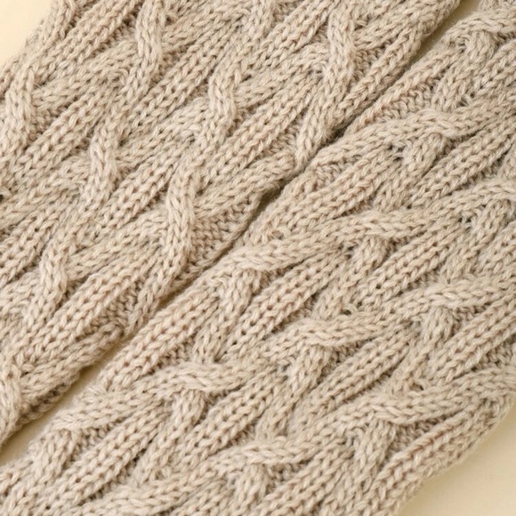 Cozy Cable-Knit Knee High Pom Pom Socks - Picture 3 of 3